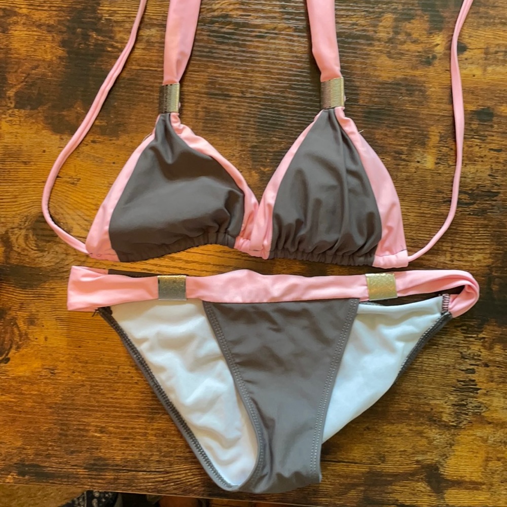 Swim suit